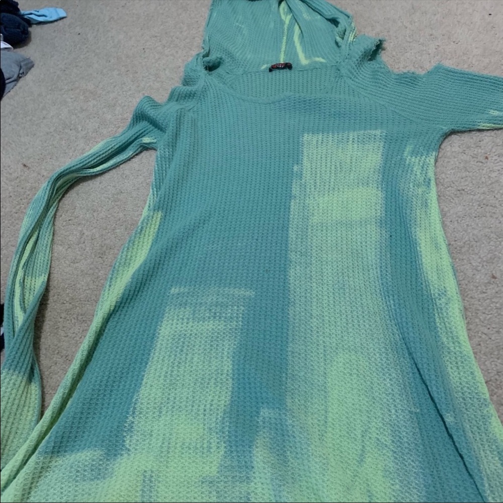 T Party thermal green